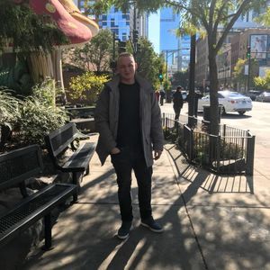 Meet your Posher, Sebastian